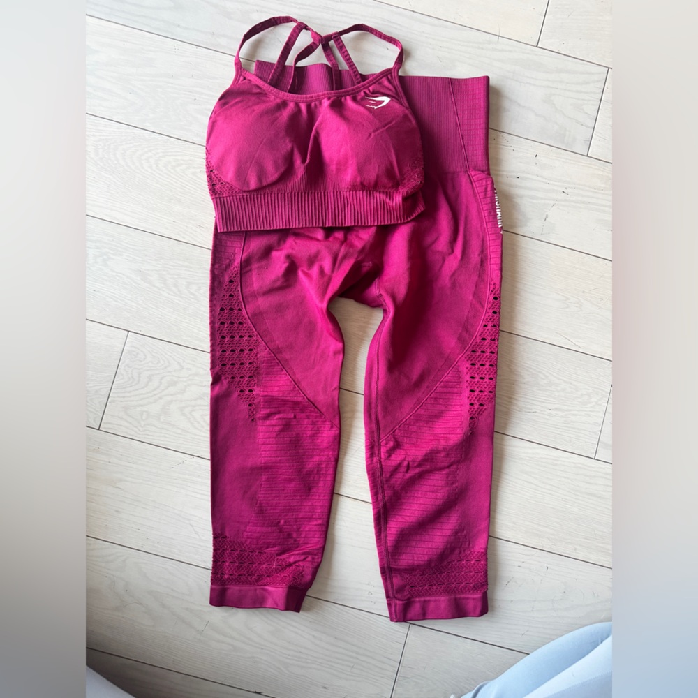 Gymshark Two Piece Workout Set - Burgandy